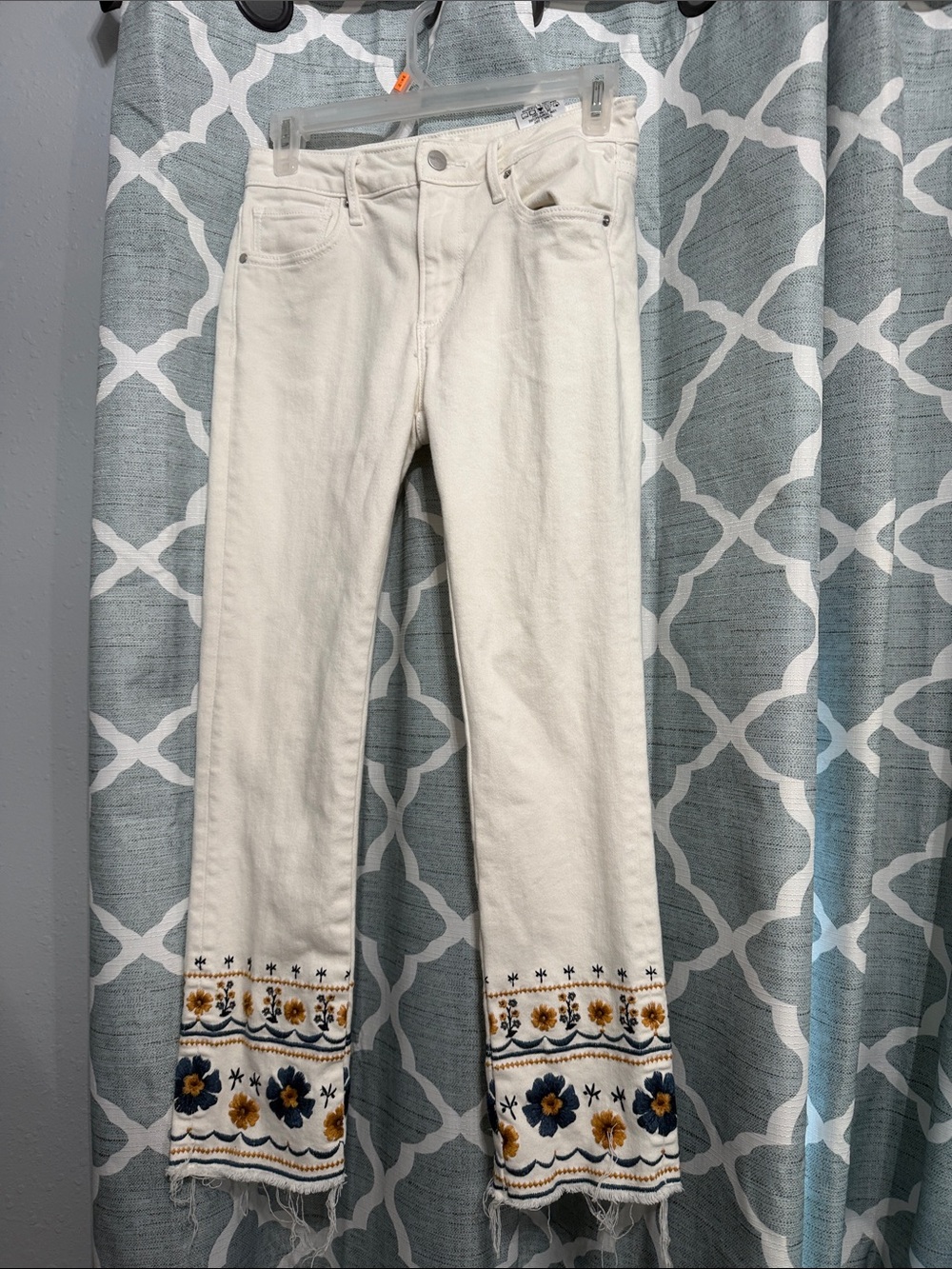 DRIFTWOOD White Cropped Jeans with Navy & Mustard Embroidered Hem